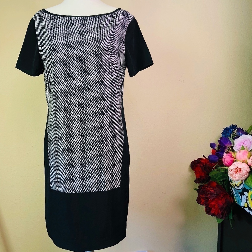 Armani Exchange Black White Geometric Shift Dress